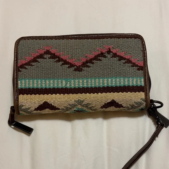 STS Ranchwear Serape Wallet/Wristlet - Picture 5 of 11